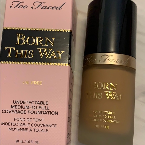 Too Faced BTW foundation - Picture 7 of 13